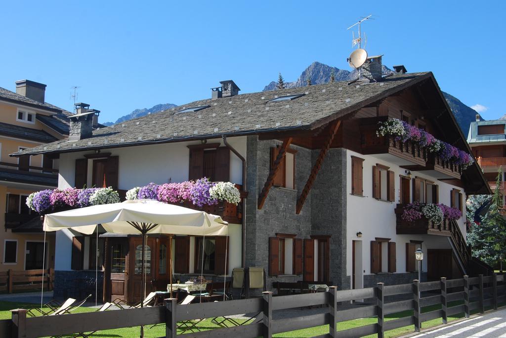 Residence Lord Byron Bormio Exterior foto