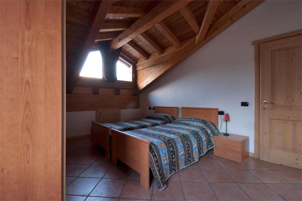 Residence Lord Byron Bormio Habitación foto